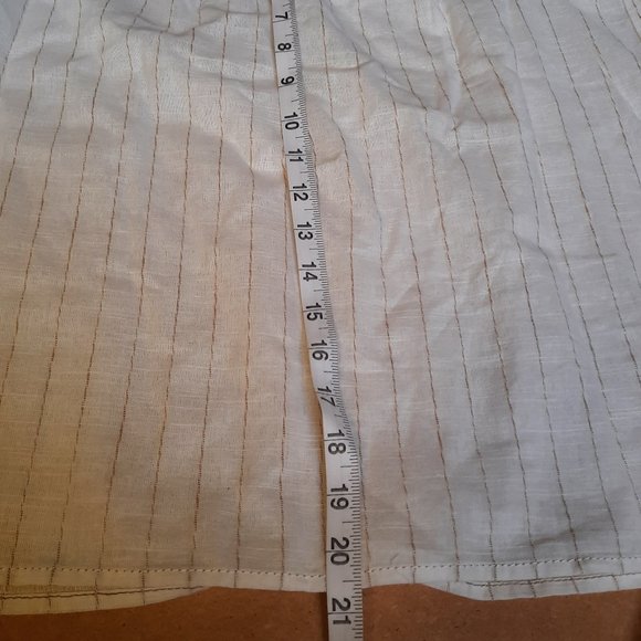 NWT Linen White Flowy Top - Picture 6 of 8